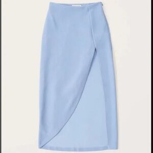 Abercrombie Elevated Midi skirt
